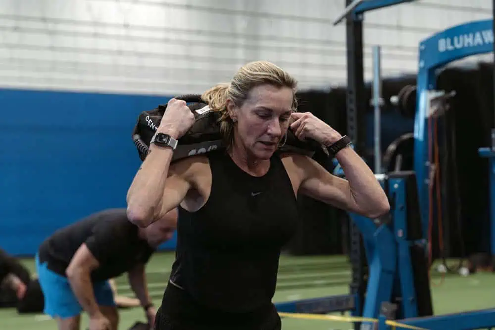 Tryrox farmers carry